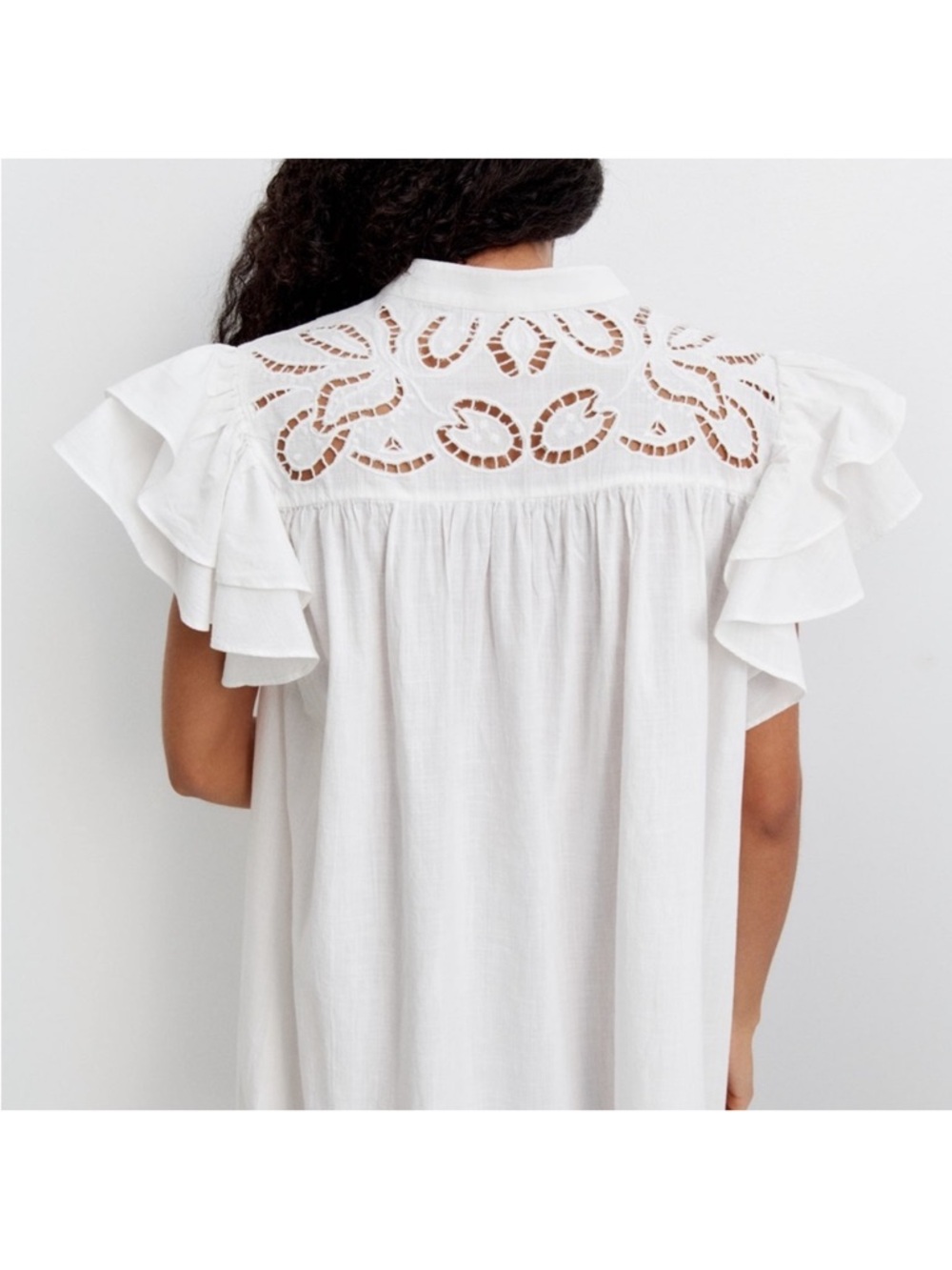 H&M Bundle of Black & White Eyelet Ruffle Sleeve Mini Dresses - Picture 4 of 16